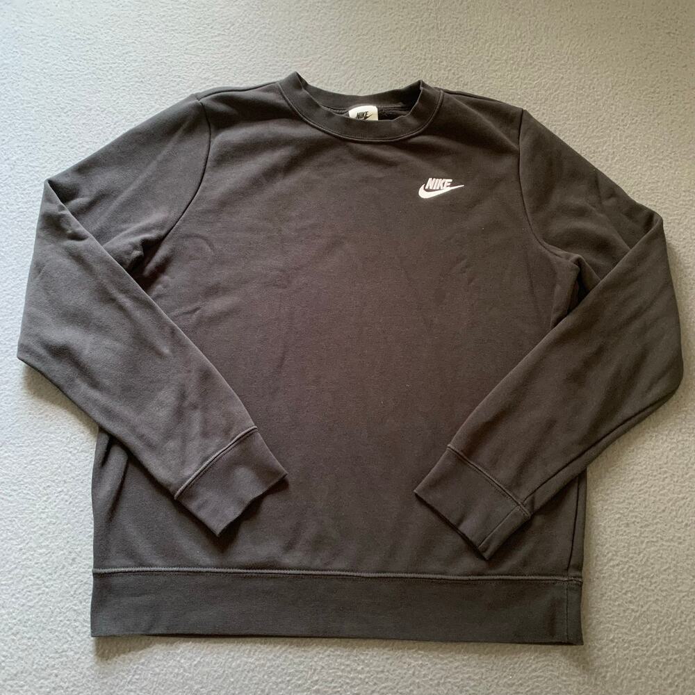 Black Crewneck Nike Pullover Sweatshirt Embroidered Logo Unisex Medium